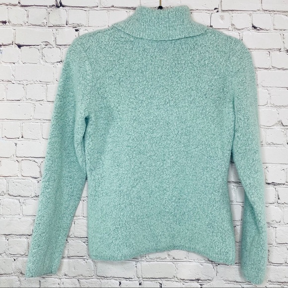 JH Collectibles Women’s Turtle Neck Sweater Medium - Picture 2 of 9